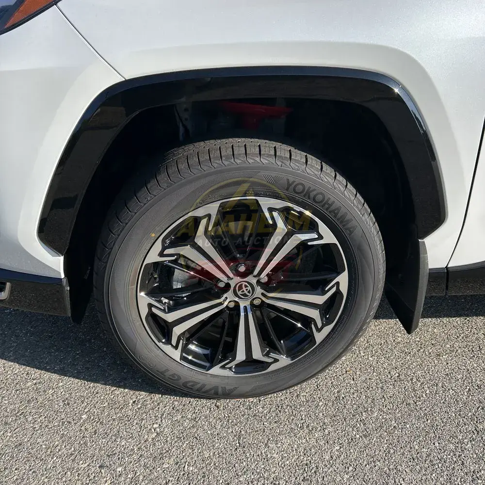 2025 Toyota RAV4 Plug-in Hybrid XSE