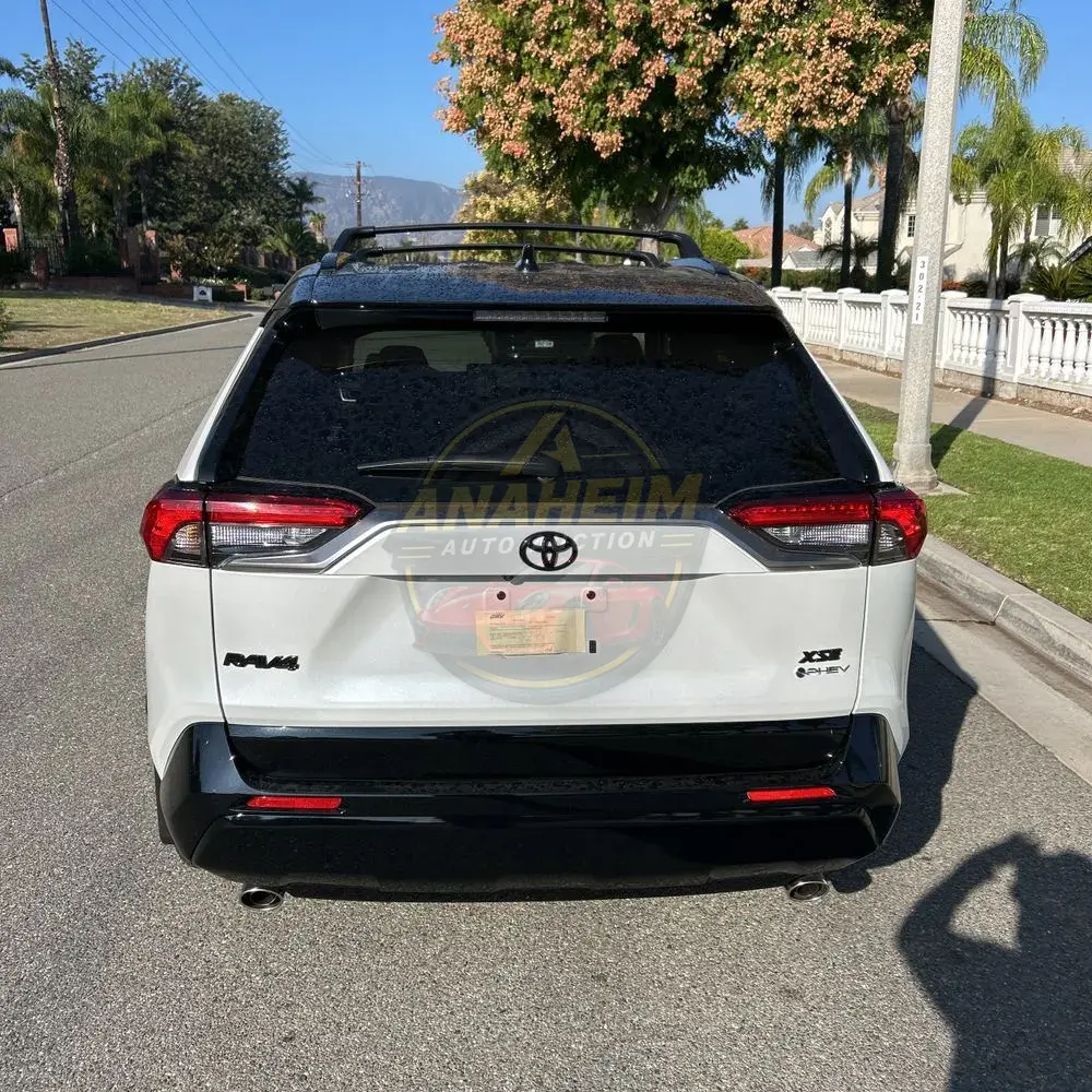 2025 Toyota RAV4 Plug-in Hybrid XSE