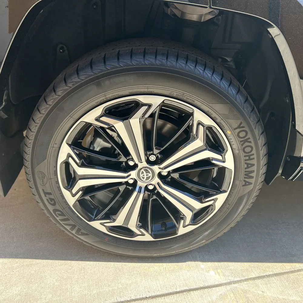 2025 Toyota RAV4 Plug-in Hybrid XSE
