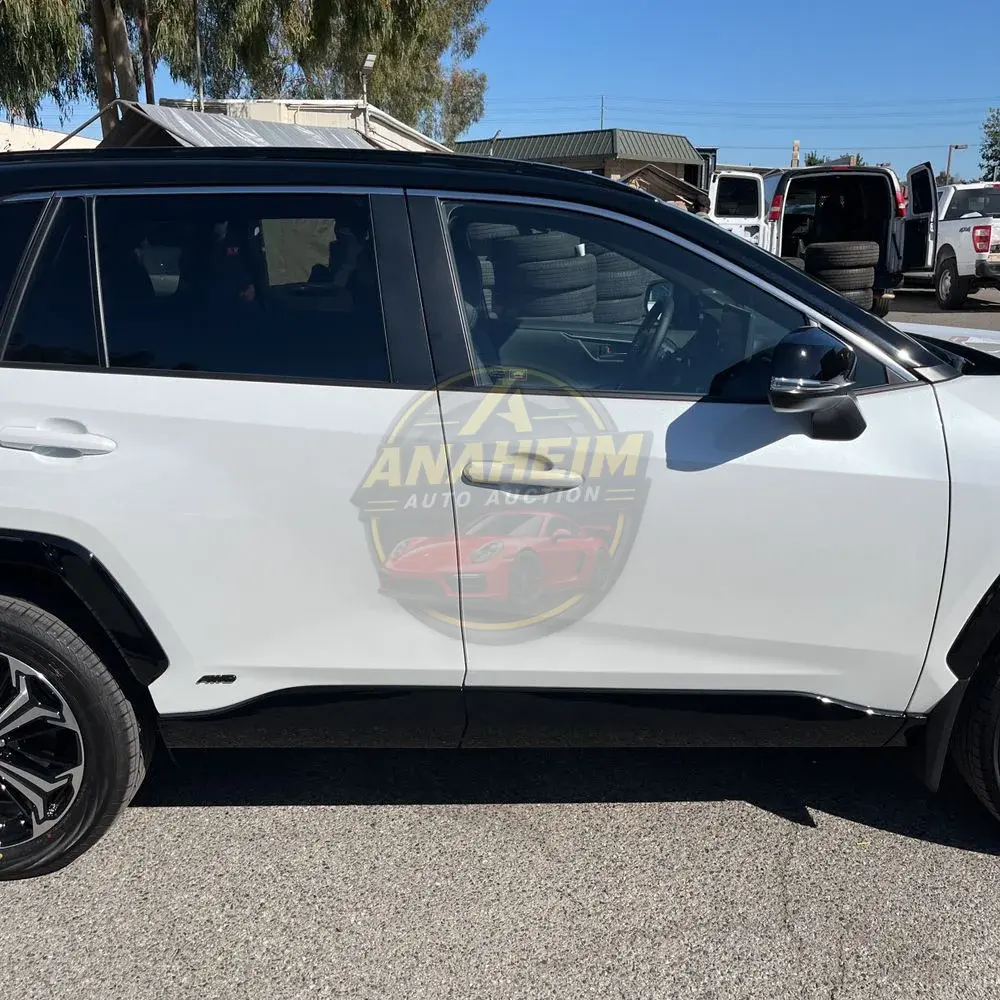 2025 Toyota RAV4 Plug-in Hybrid XSE