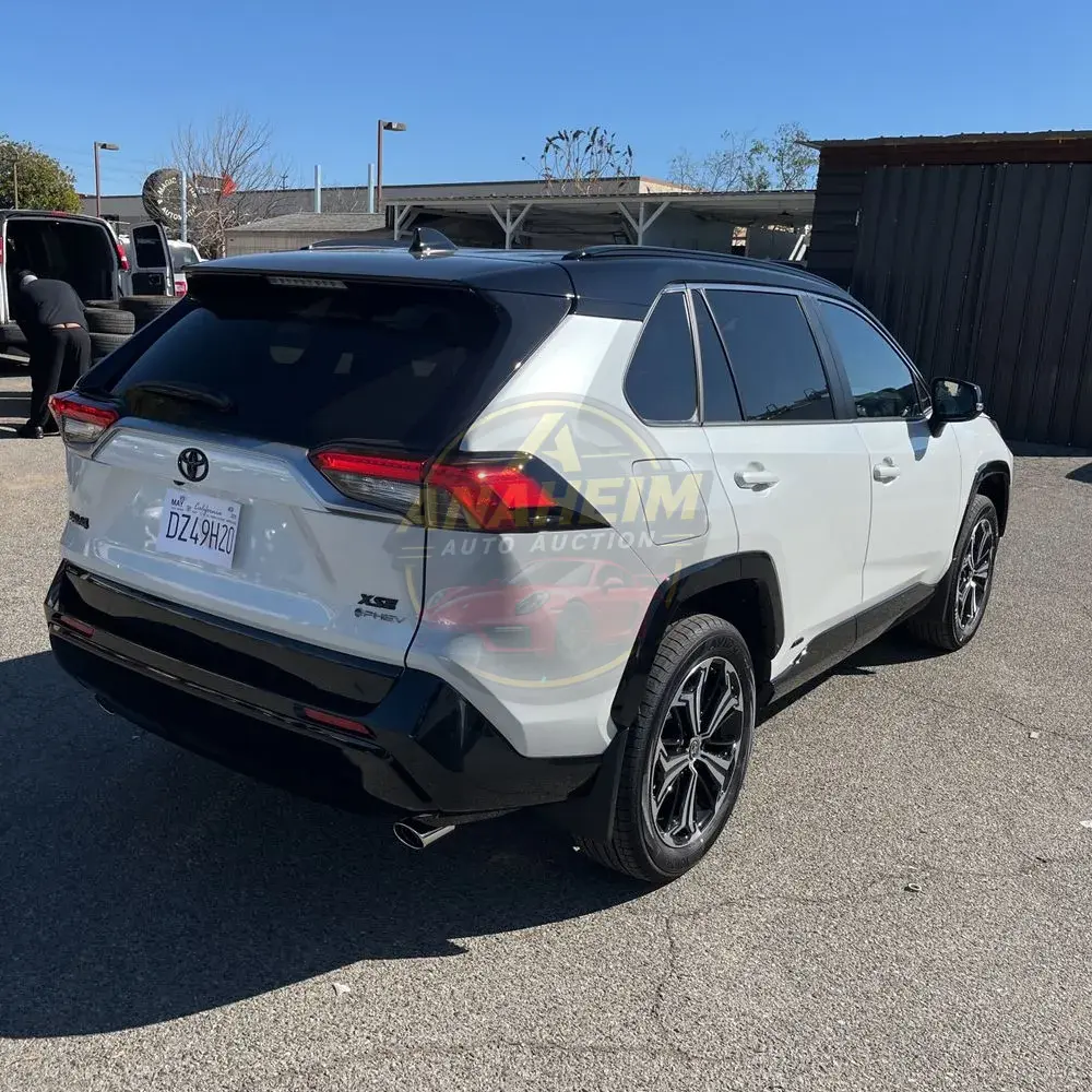 2025 Toyota RAV4 Plug-in Hybrid XSE