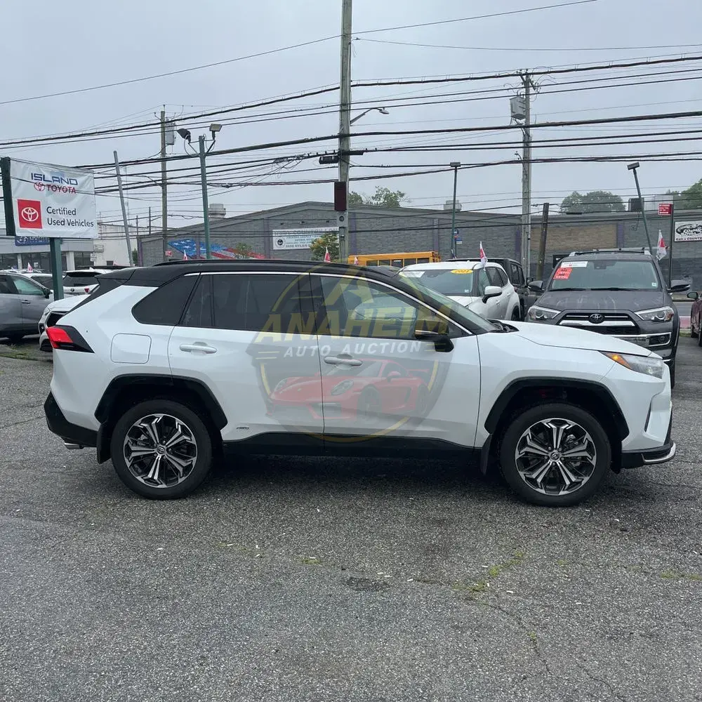2025 Toyota RAV4 Plug-in Hybrid XSE