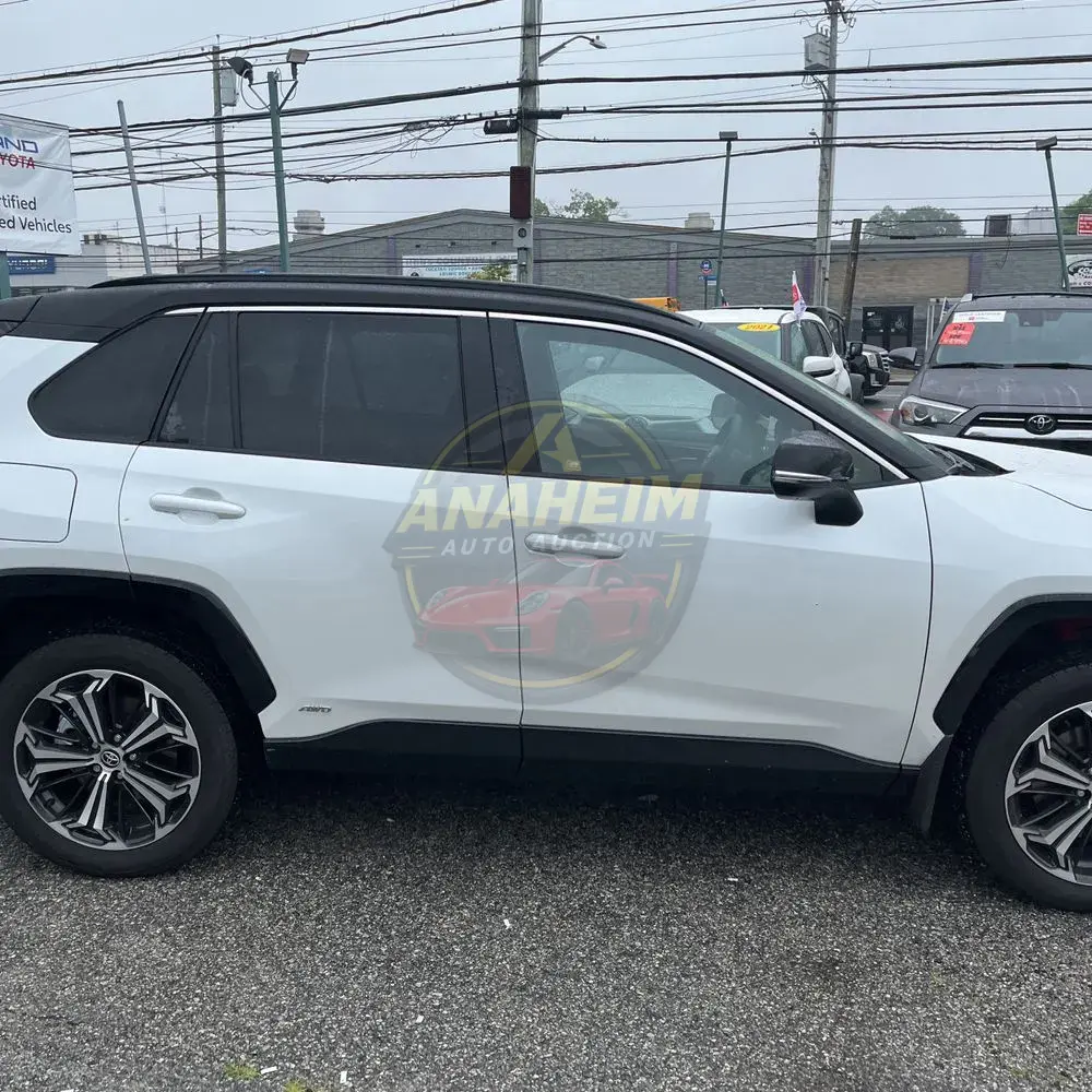 2025 Toyota RAV4 Plug-in Hybrid XSE
