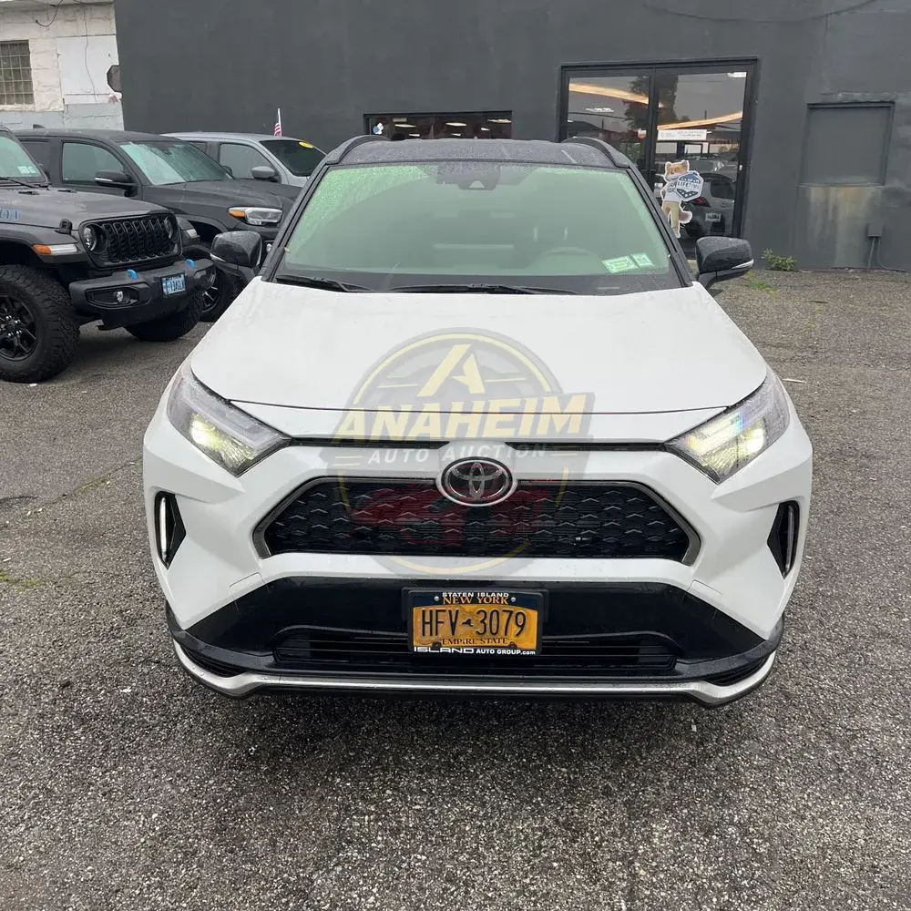 2025 Toyota RAV4 Plug-in Hybrid XSE