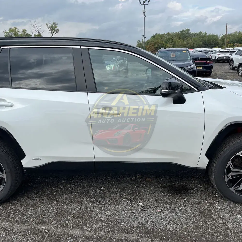 2025 Toyota RAV4 Plug-in Hybrid XSE