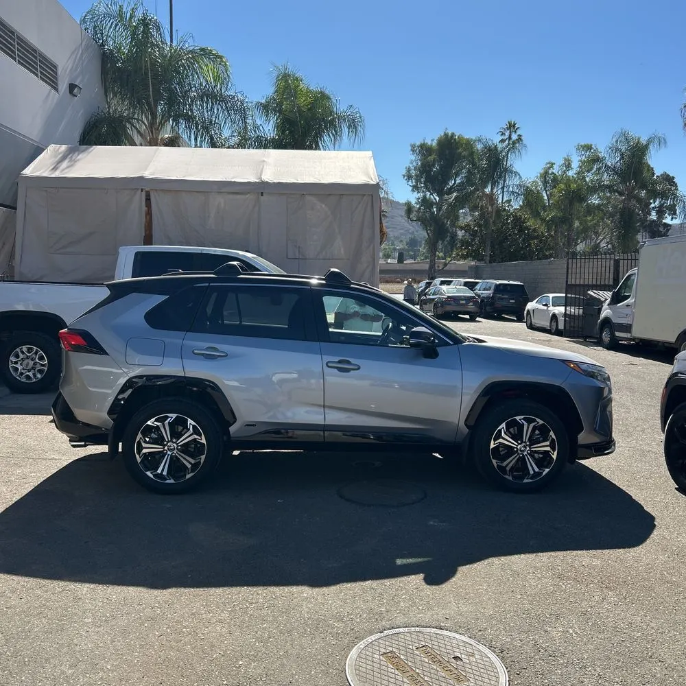 2025 Toyota RAV4 Plug-in Hybrid XSE