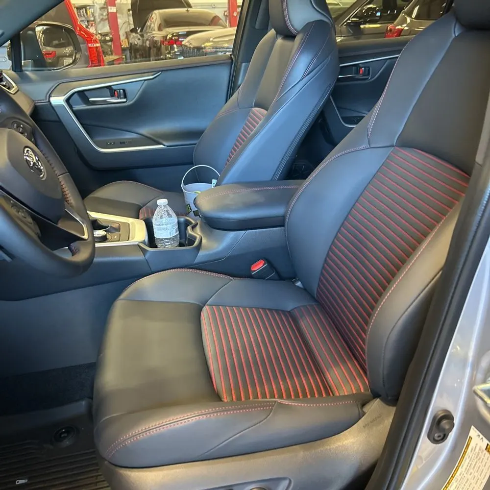 2025 Toyota RAV4 Plug-in Hybrid XSE
