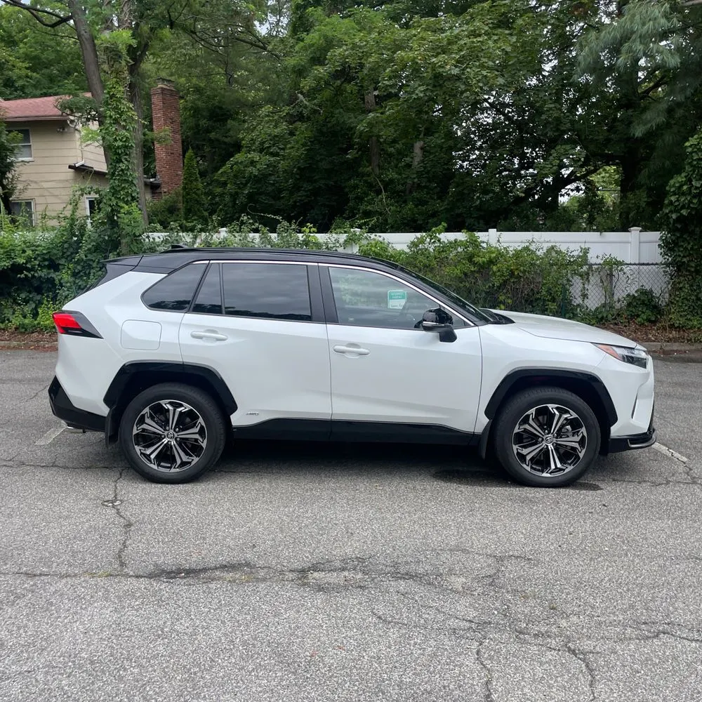 2025 Toyota RAV4 Plug-in Hybrid XSE