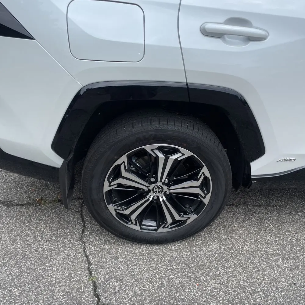 2025 Toyota RAV4 Plug-in Hybrid XSE