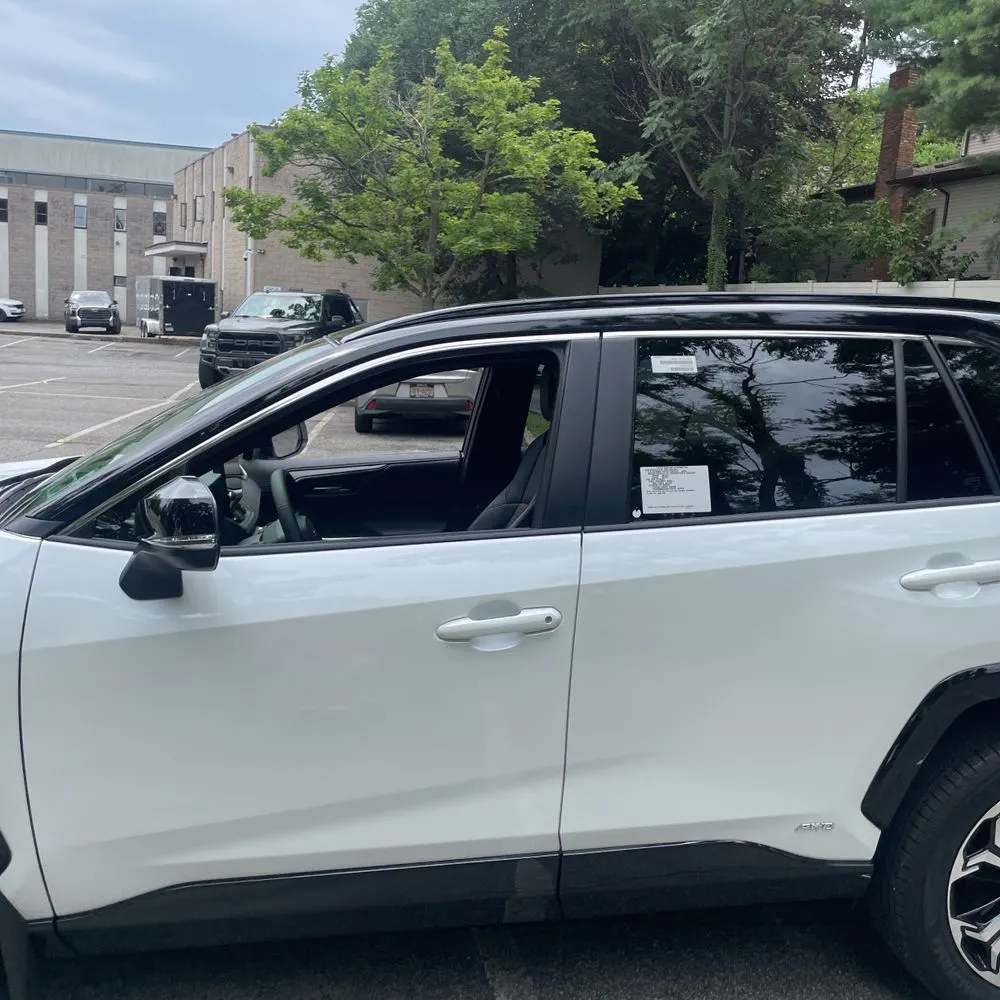 2025 Toyota RAV4 Plug-in Hybrid XSE