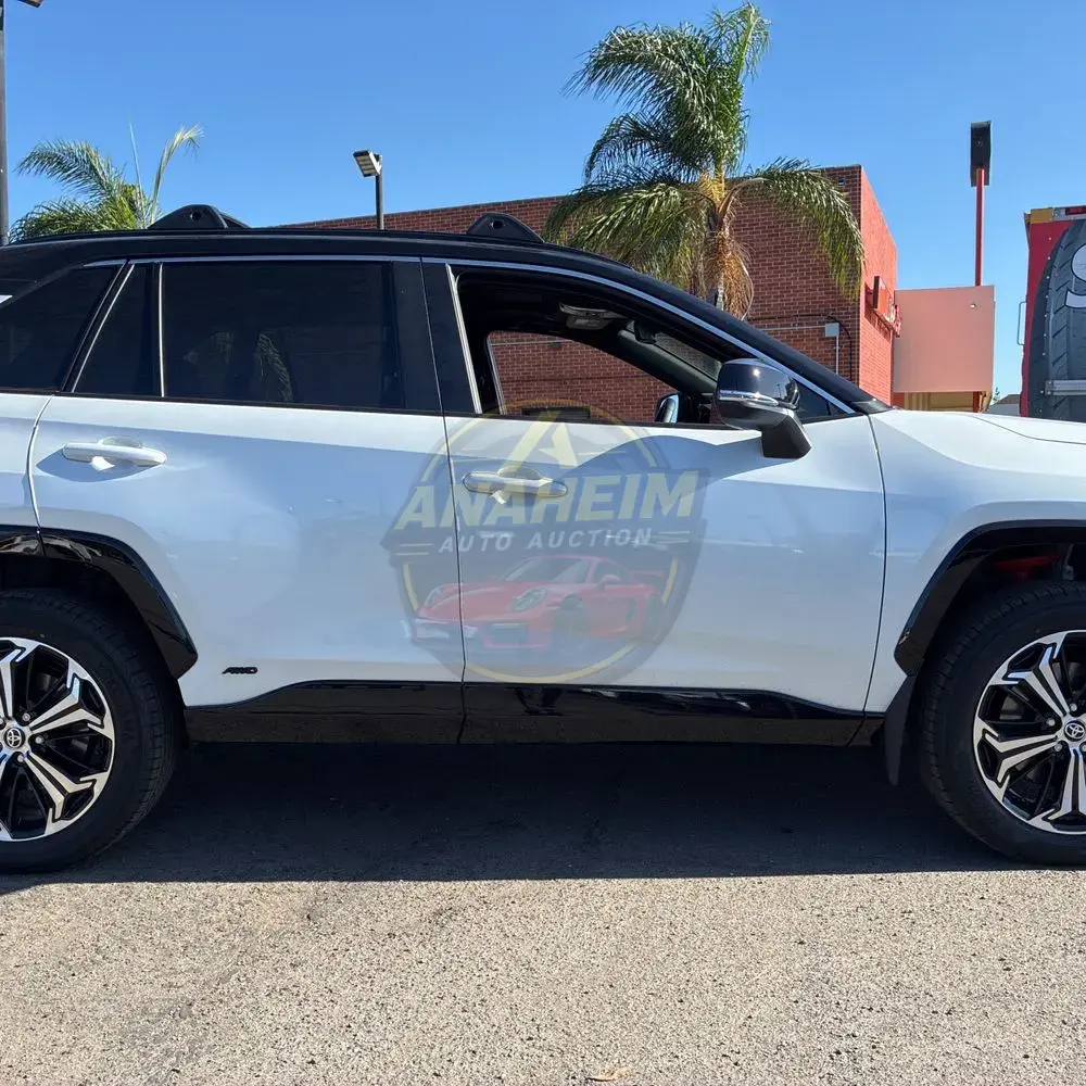 2025 Toyota RAV4 Plug-in Hybrid XSE