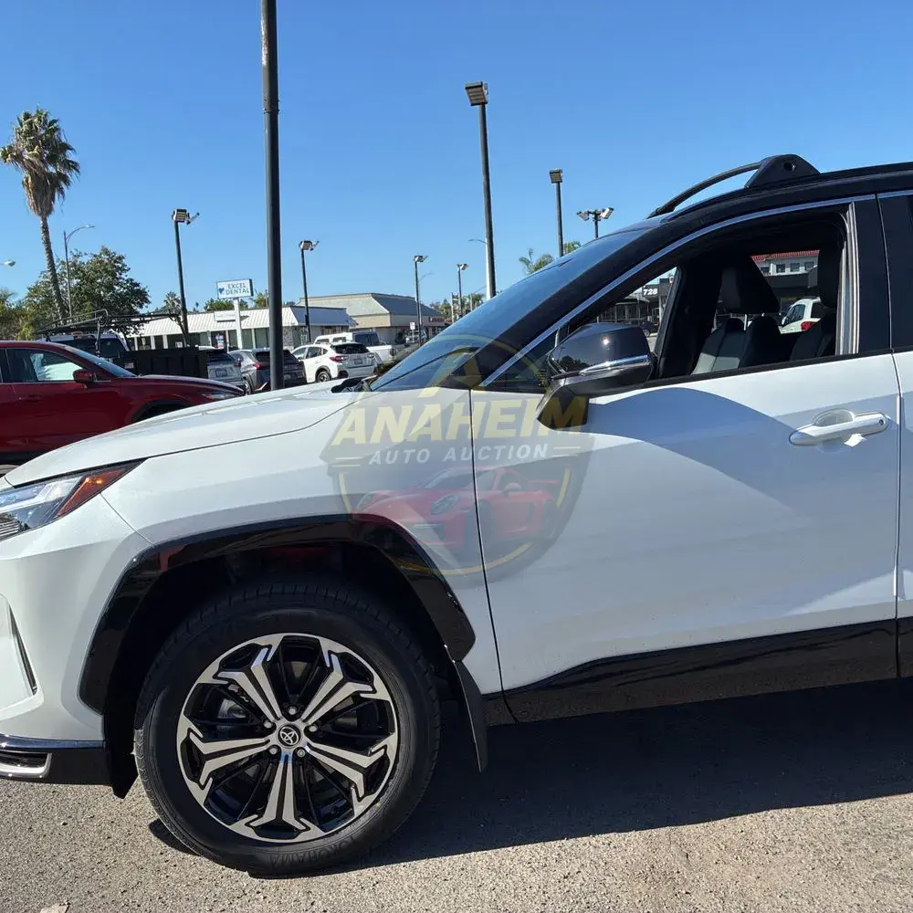 2025 Toyota RAV4 Plug-in Hybrid XSE