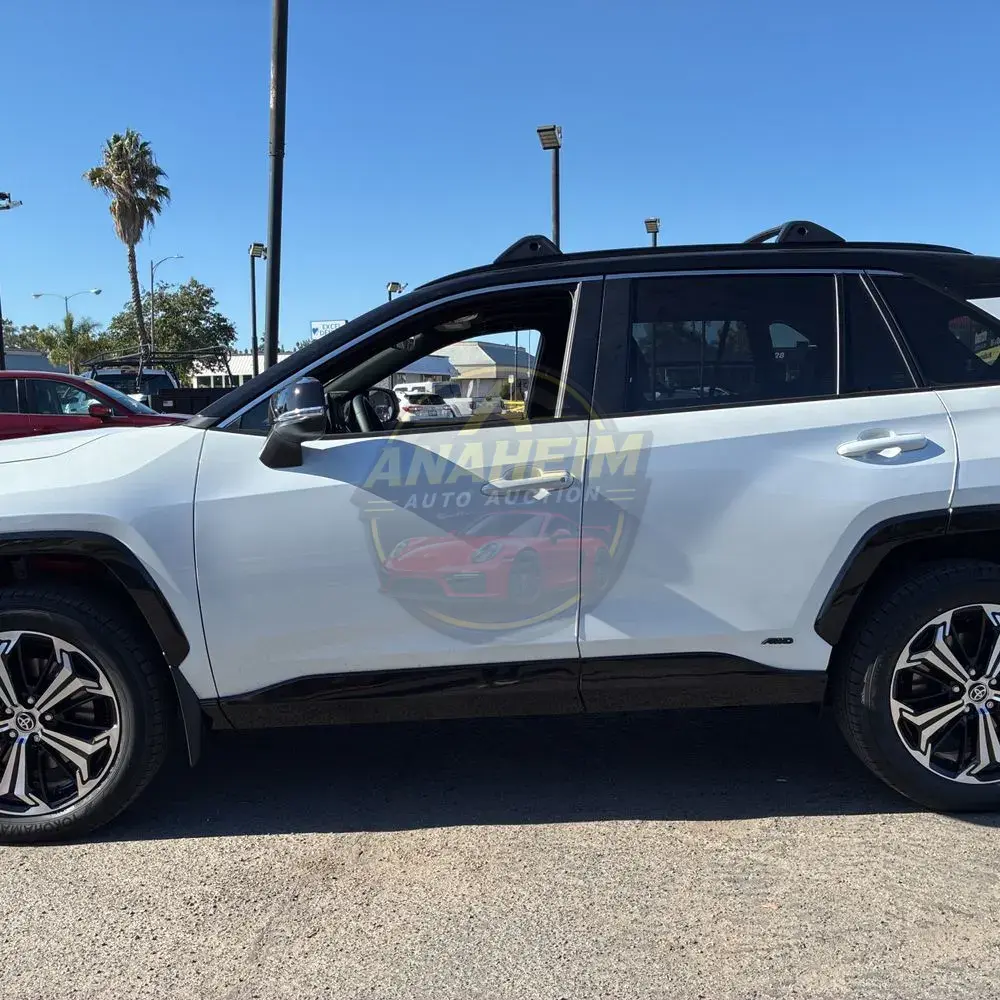 2025 Toyota RAV4 Plug-in Hybrid XSE