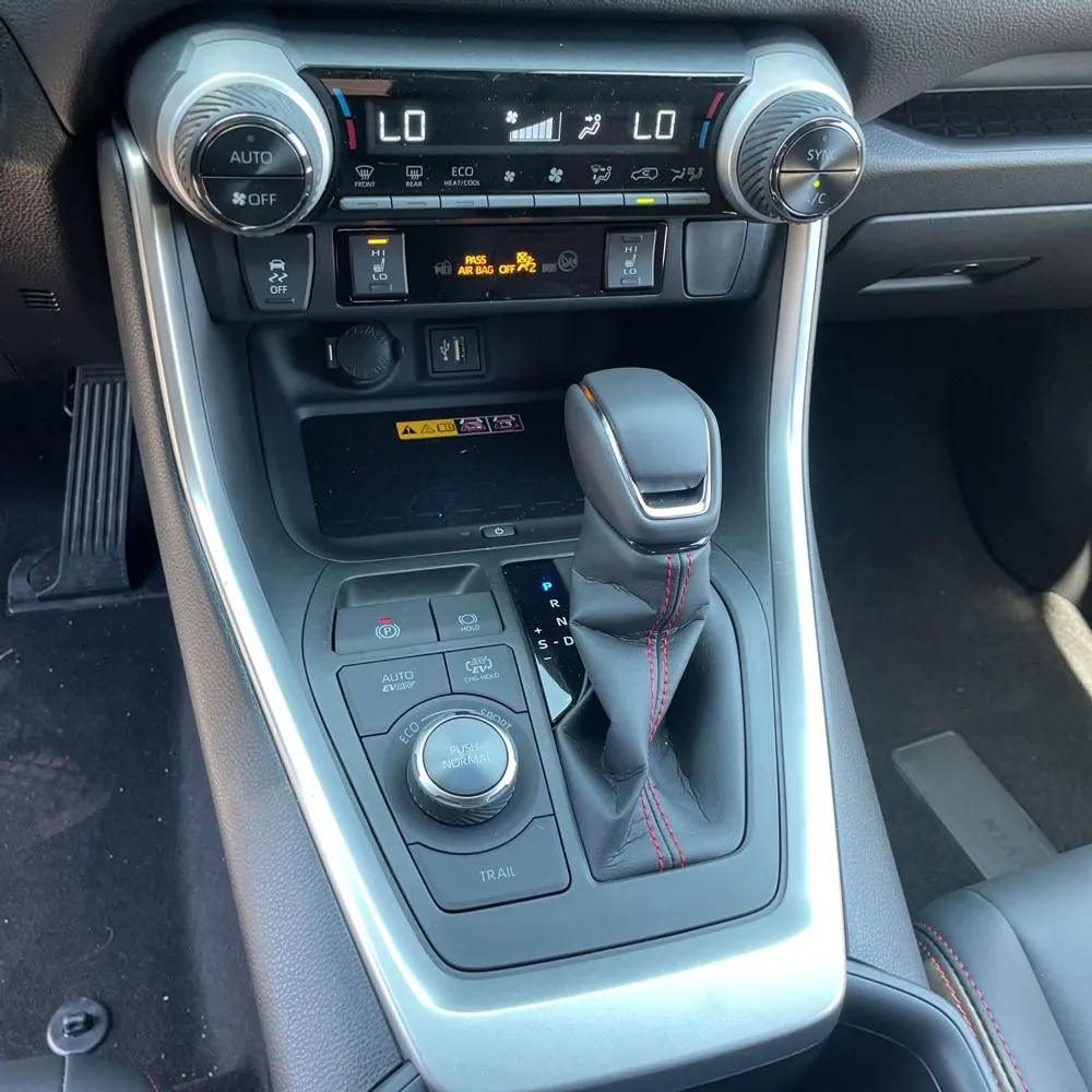 2025 Toyota RAV4 Plug-in Hybrid XSE