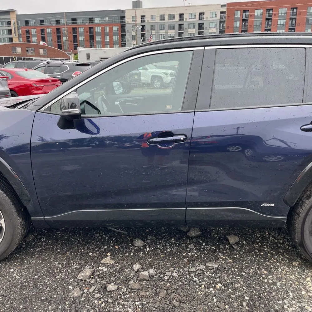 2025 Toyota RAV4 Plug-in Hybrid XSE