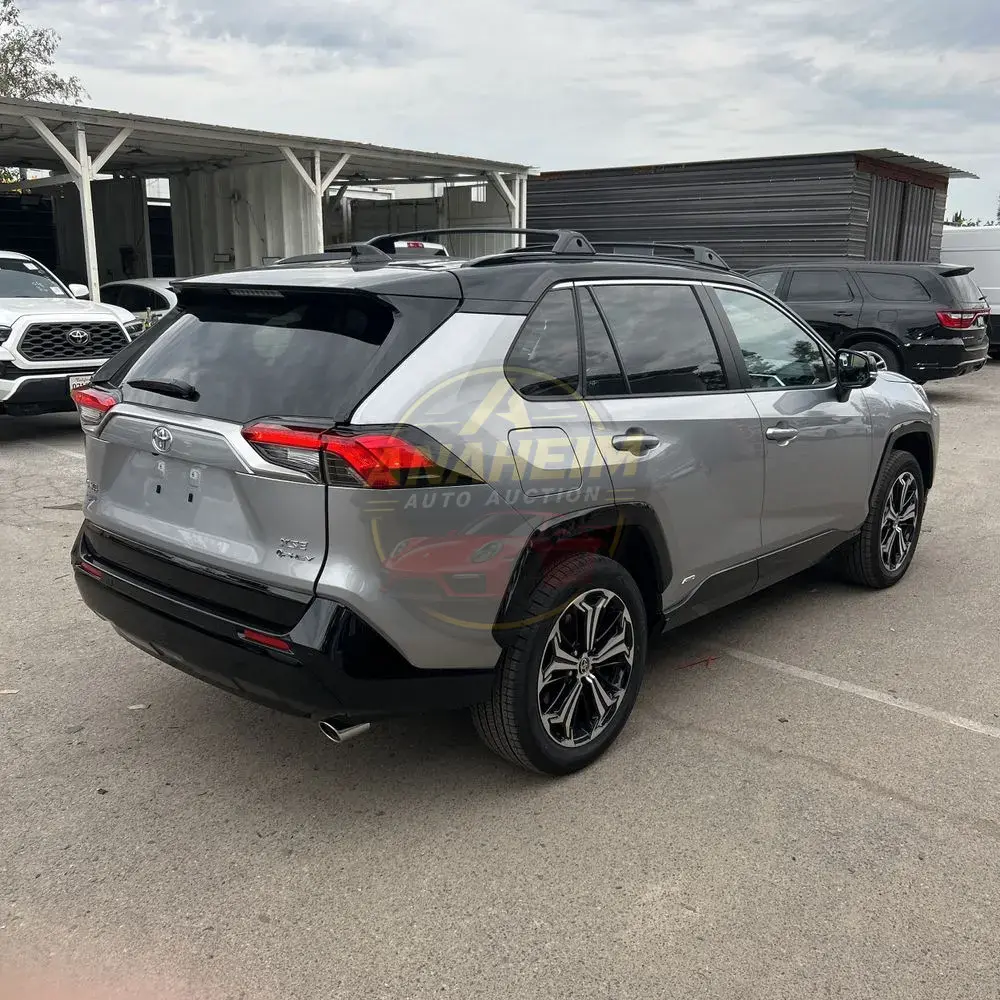 2025 Toyota RAV4 Plug-in Hybrid XSE