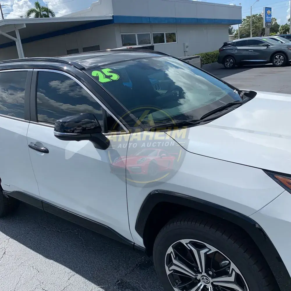 2025 Toyota RAV4 Plug-in Hybrid XSE