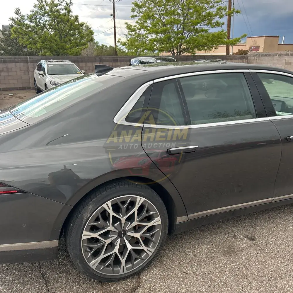 2023 Genesis G90 3.5T e-Supercharger