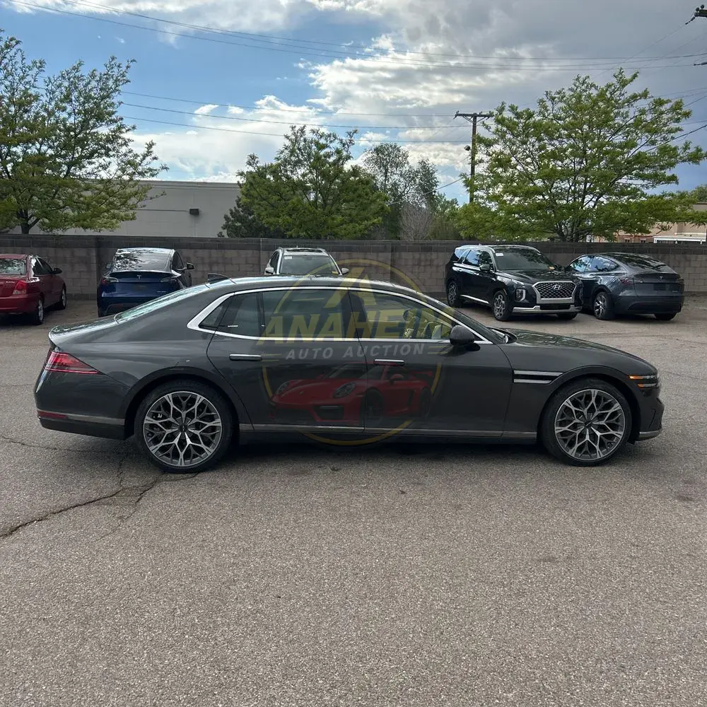 2023 Genesis G90 3.5T e-Supercharger