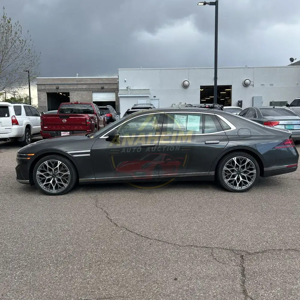 2023 Genesis G90 3.5T e-Supercharger