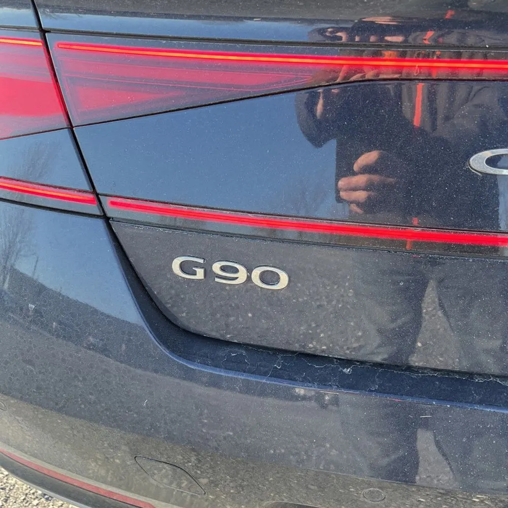 2023 Genesis G90 3.5T e-Supercharger