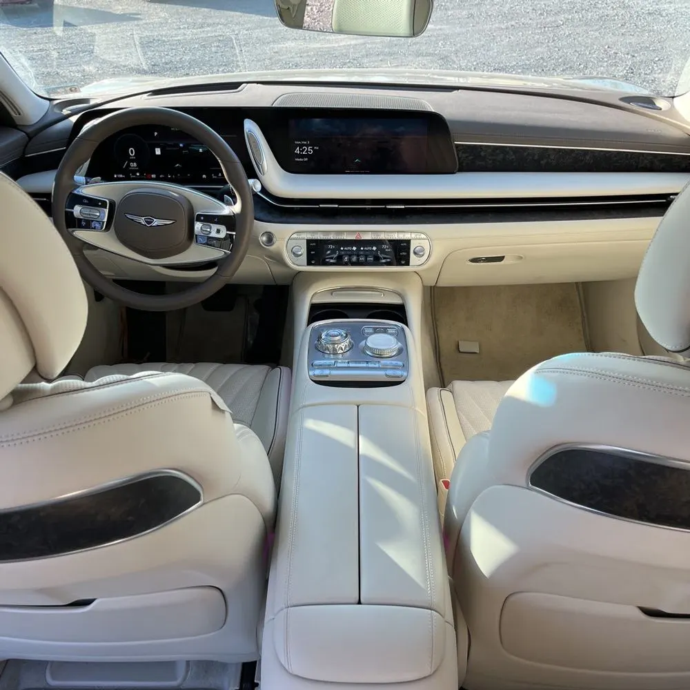 2023 Genesis G90 3.5T e-Supercharger
