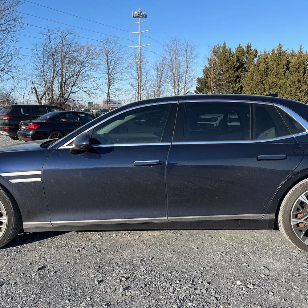 2023 Genesis G90 3.5T e-Supercharger