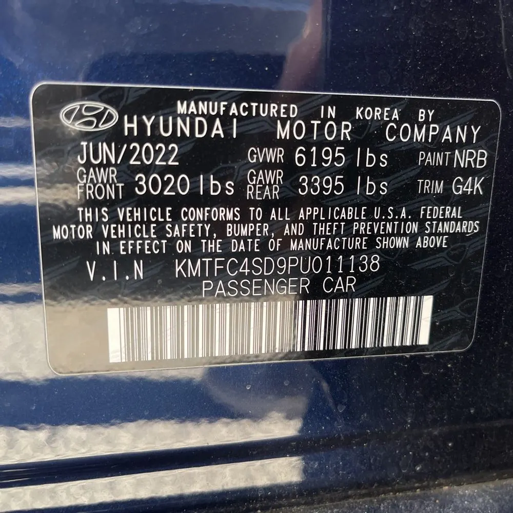 2023 Genesis G90 3.5T e-Supercharger