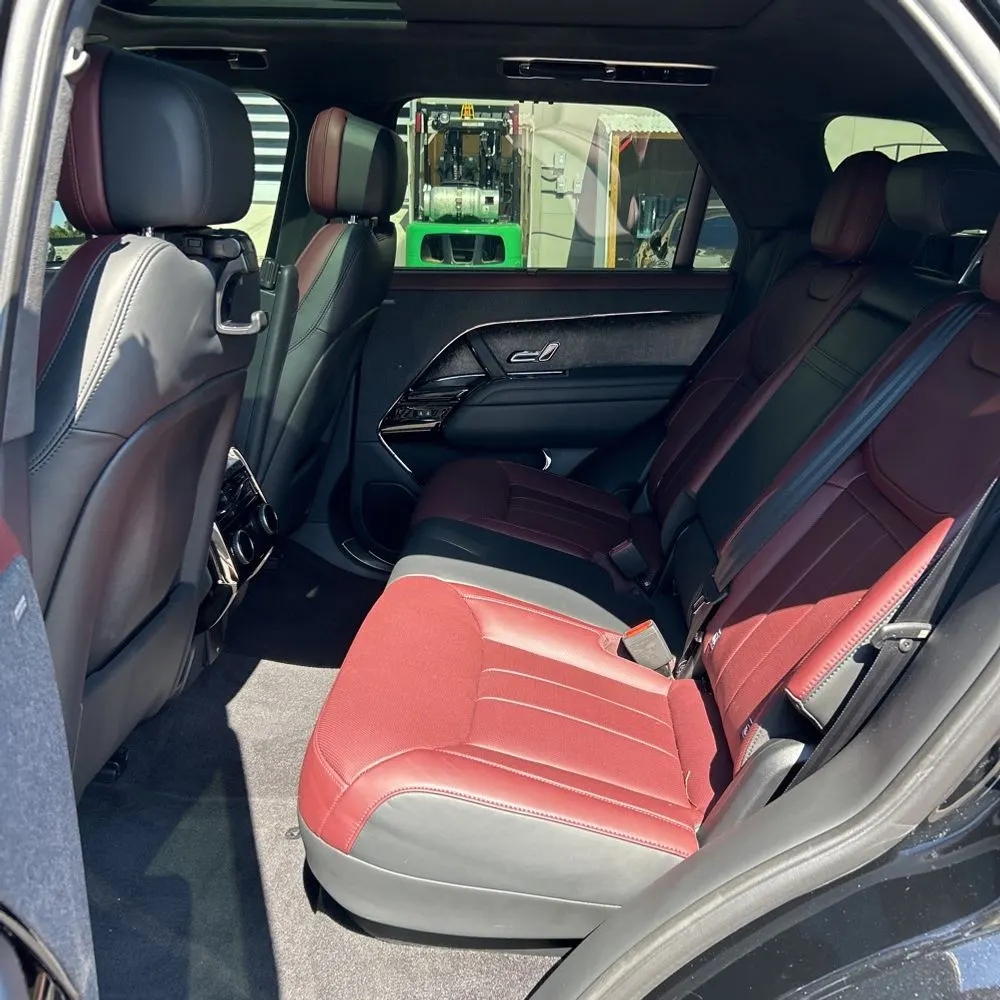 2025 Land Rover Range Rover Sport P530 Autobiography