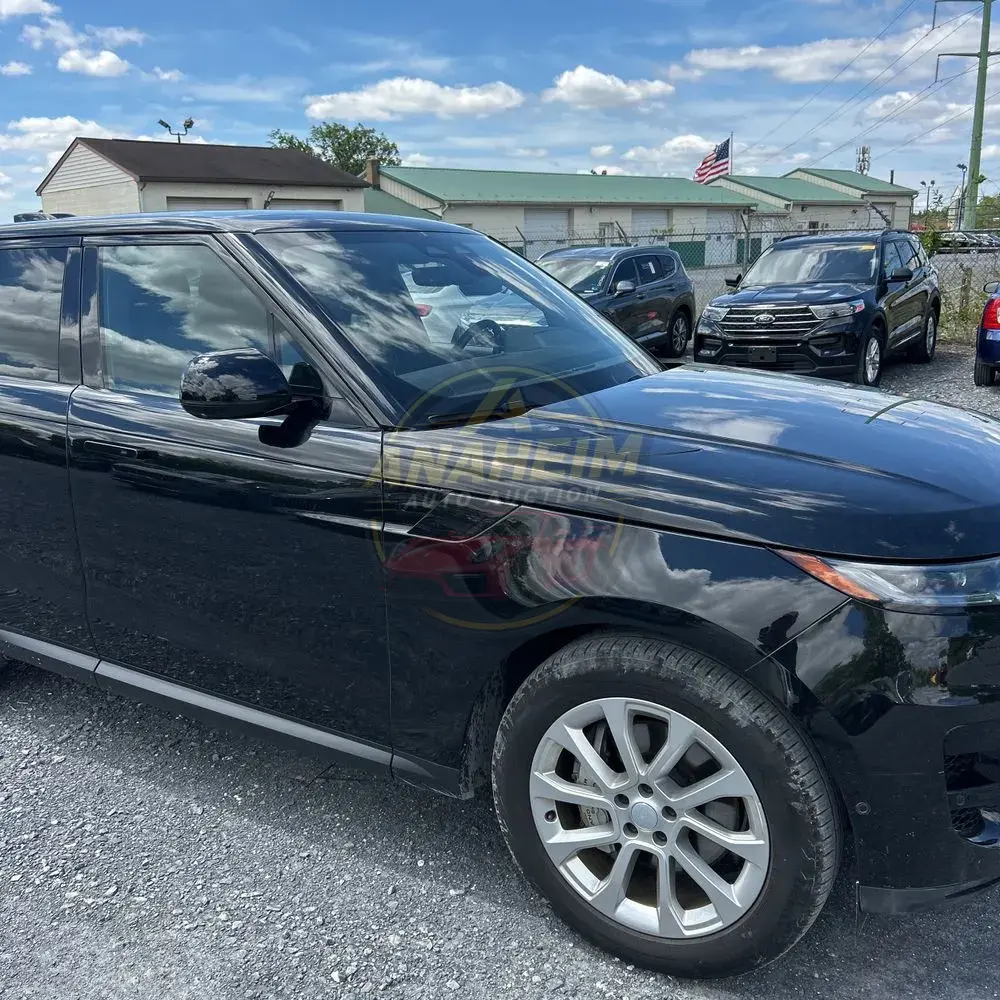2025 Land Rover Range Rover Sport P360 SE