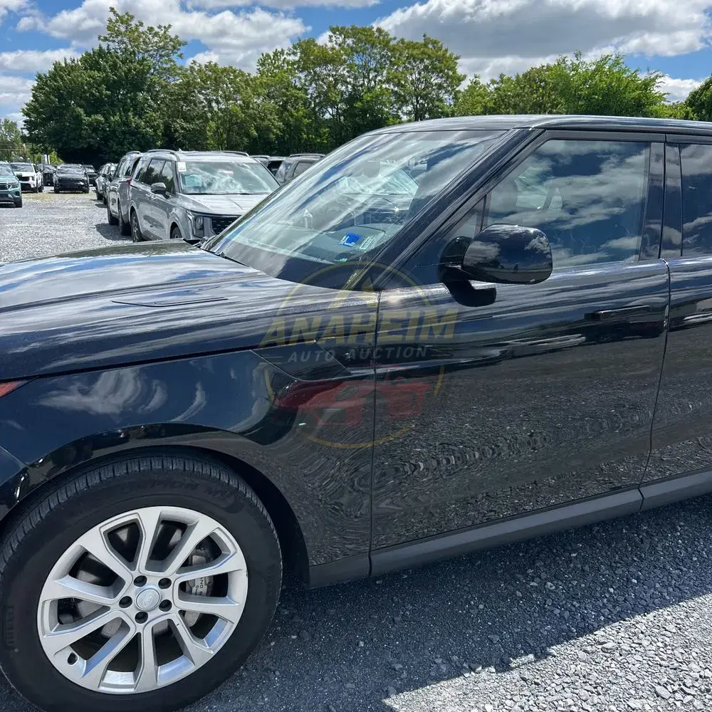 2025 Land Rover Range Rover Sport P360 SE