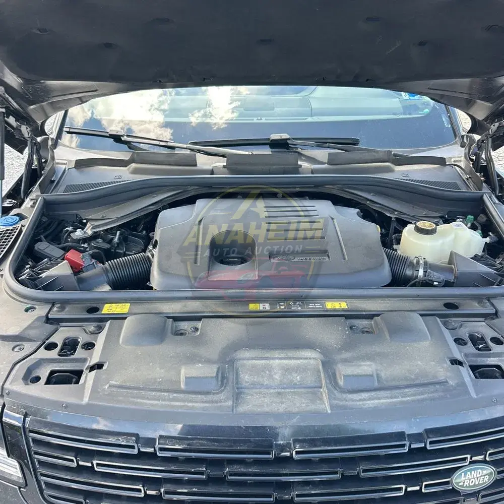 2025 Land Rover Range Rover Sport P360 SE