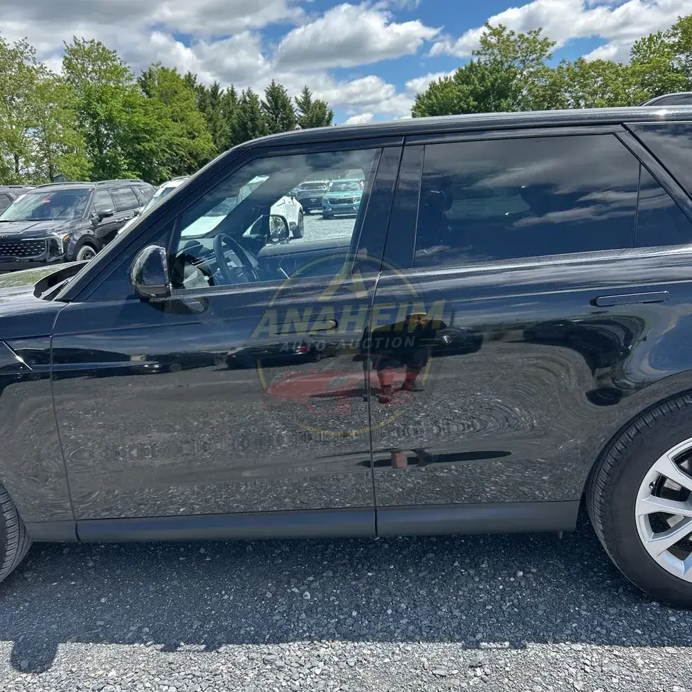 2025 Land Rover Range Rover Sport P360 SE