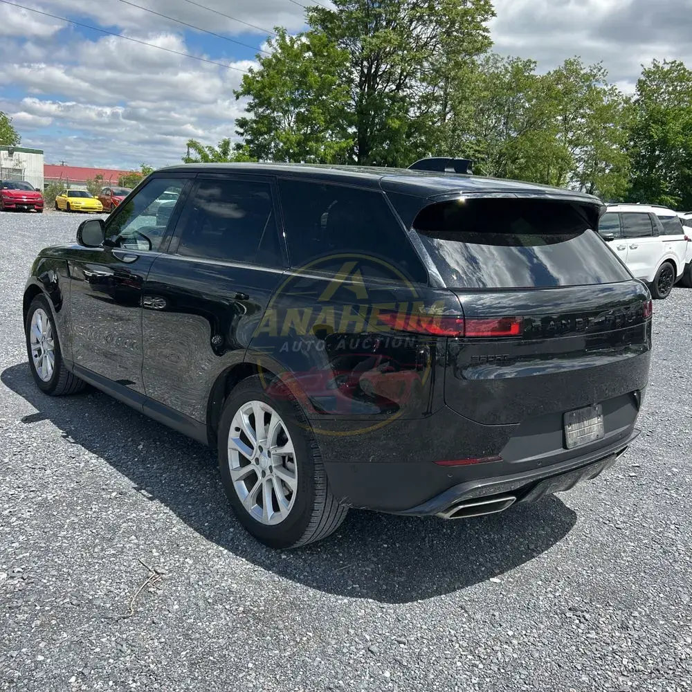 2025 Land Rover Range Rover Sport P360 SE