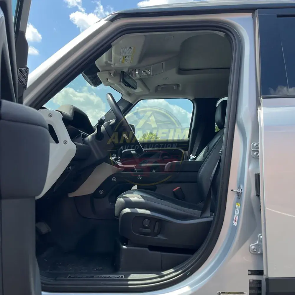 2020 Land Rover Defender 110 First Edition