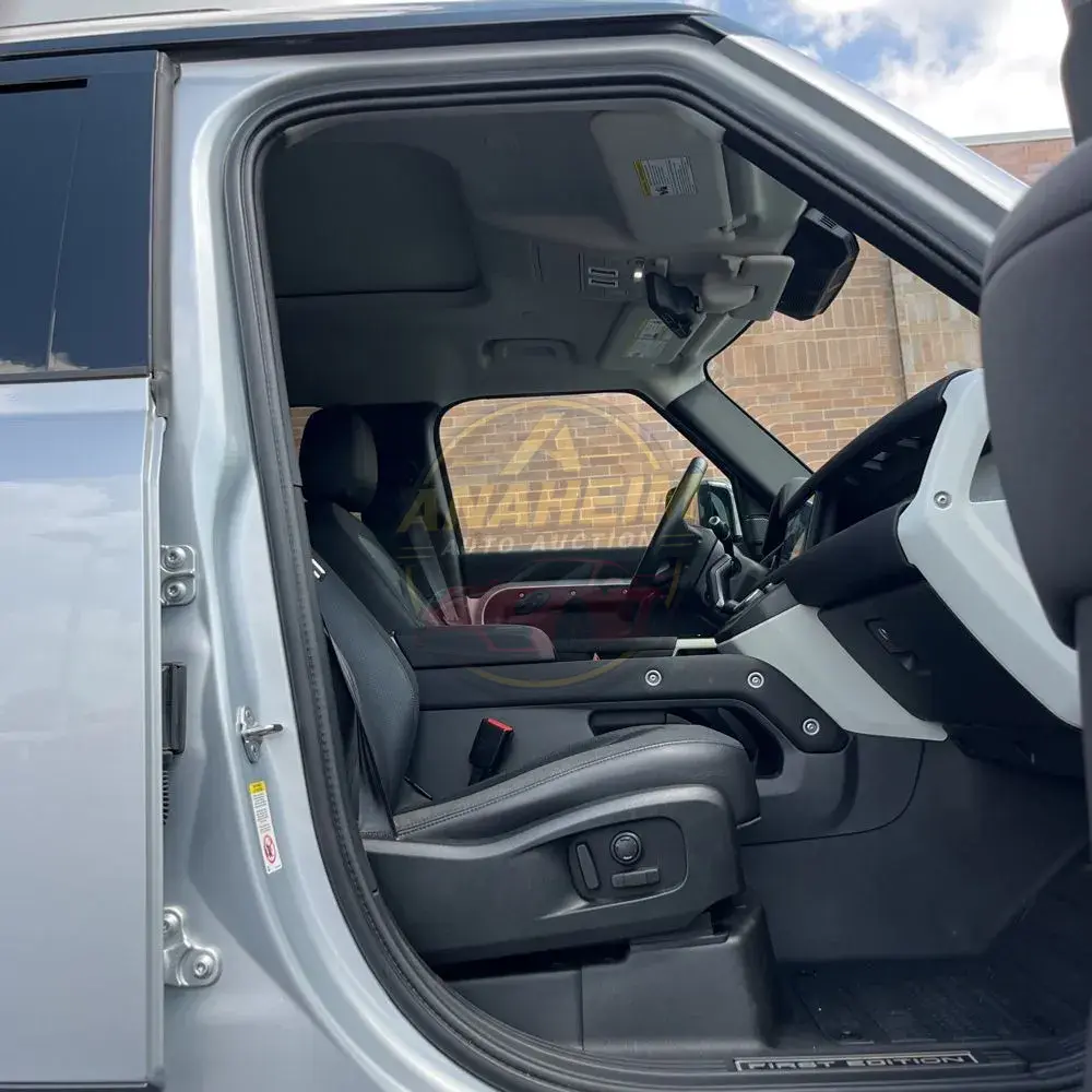 2020 Land Rover Defender 110 First Edition