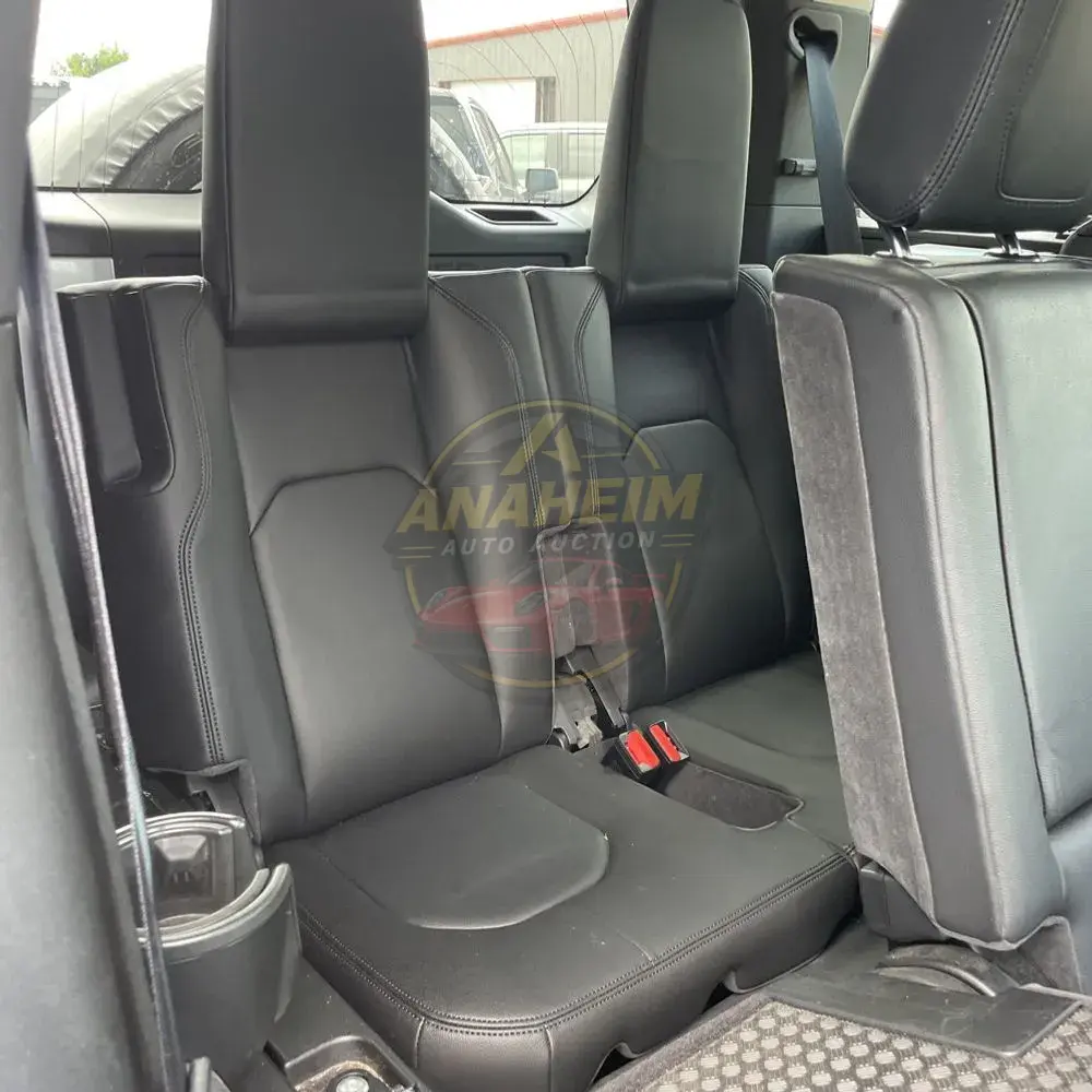2020 Land Rover Defender 110 First Edition