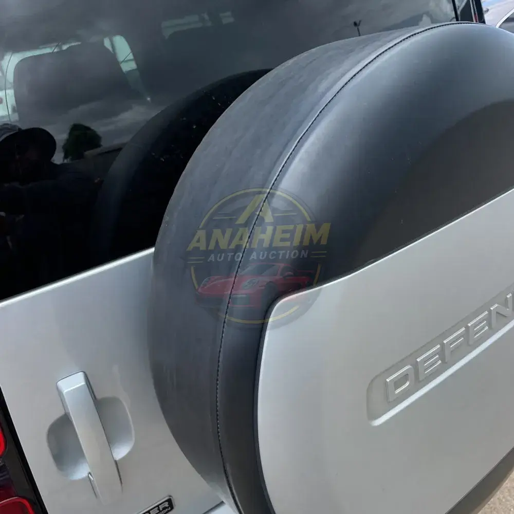 2020 Land Rover Defender 110 First Edition