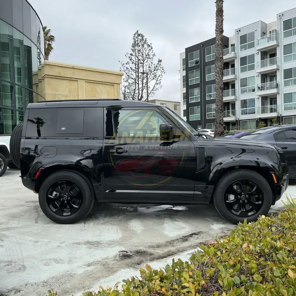 2023 Land Rover Defender 90 X-Dynamic SE