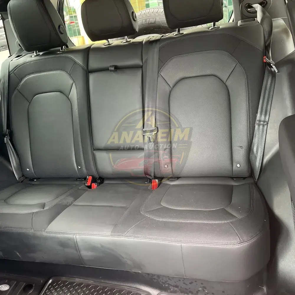 2023 Land Rover Defender 90 X-Dynamic SE