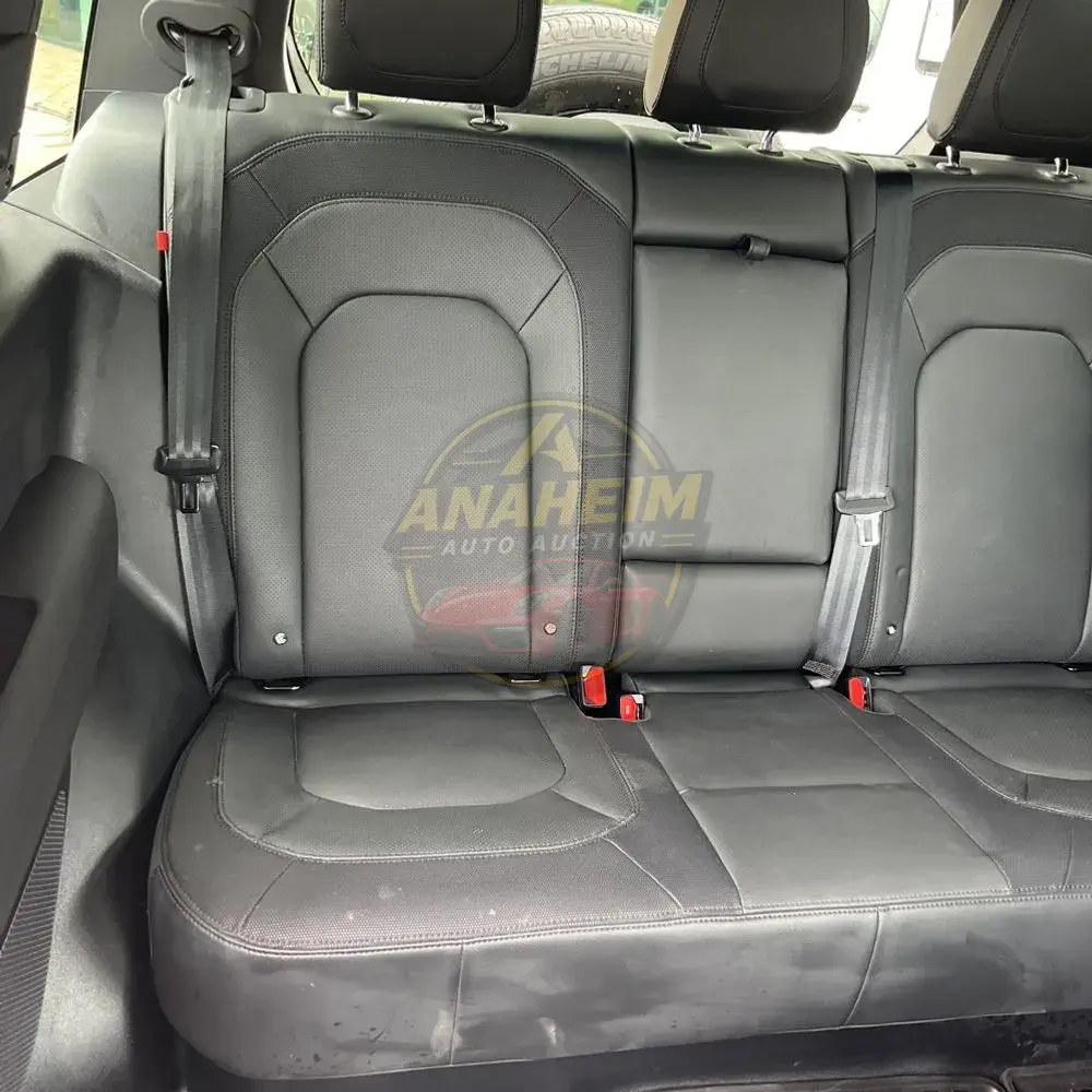 2023 Land Rover Defender 90 X-Dynamic SE