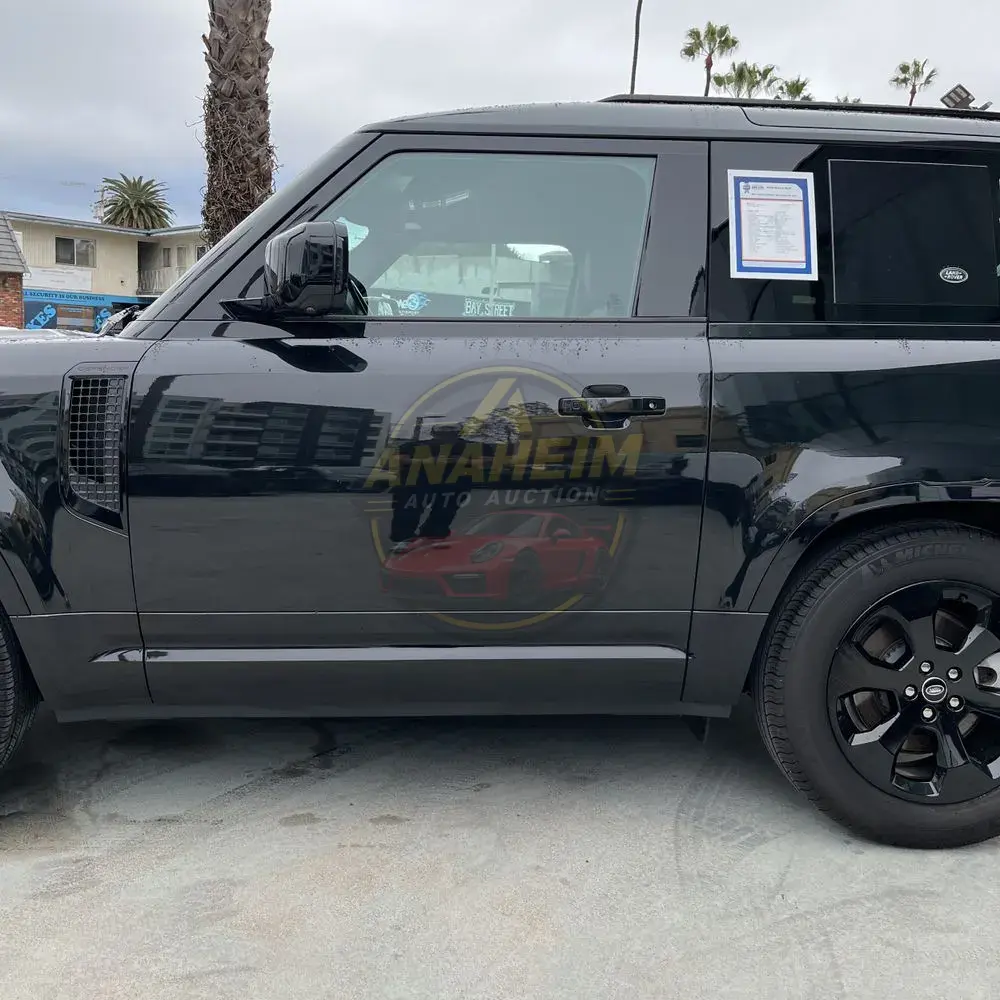 2023 Land Rover Defender 90 X-Dynamic SE