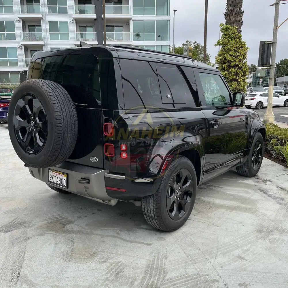 2023 Land Rover Defender 90 X-Dynamic SE
