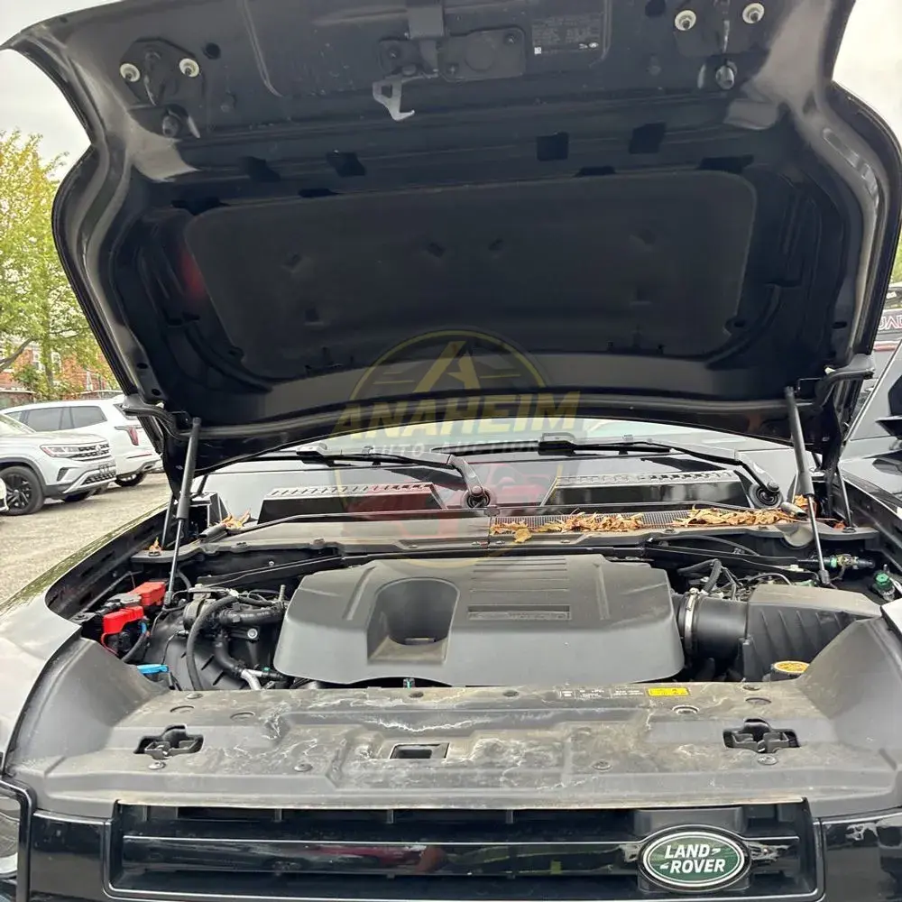 2023 Land Rover Defender 130 X-Dynamic SE