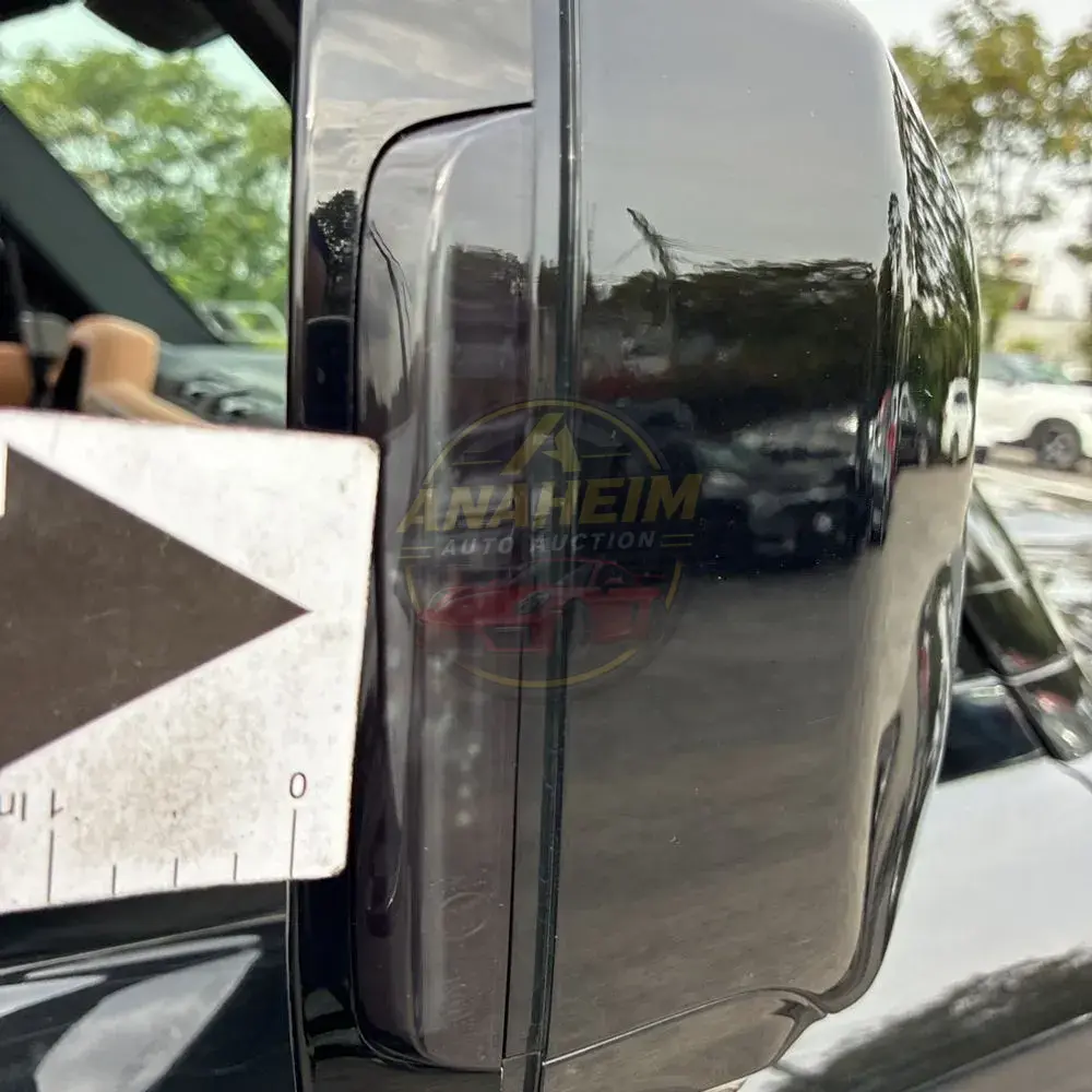 2023 Land Rover Defender 130 X-Dynamic SE