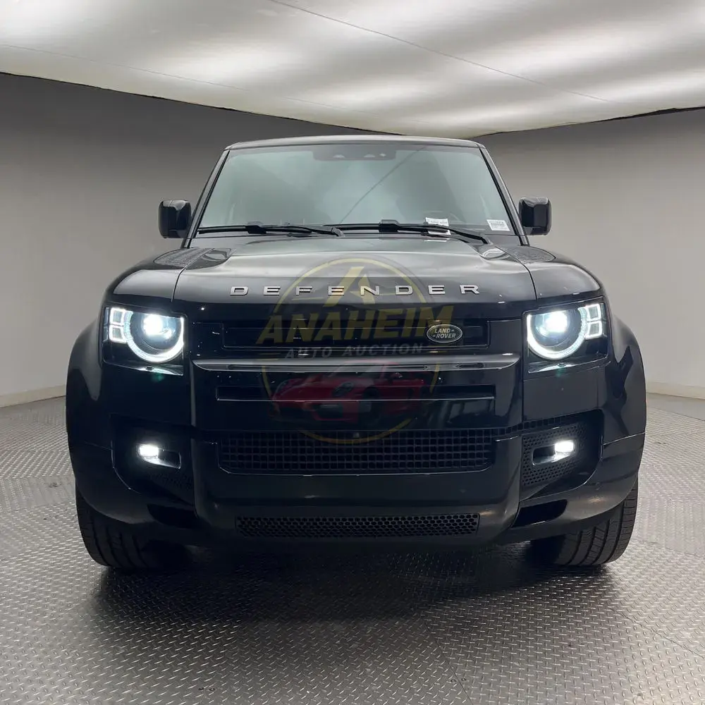 2024 Land Rover Defender 130 P400 X-Dynamic SE