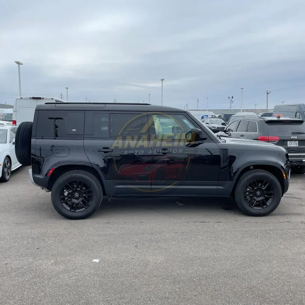 2024 Land Rover Defender 110 P300 S