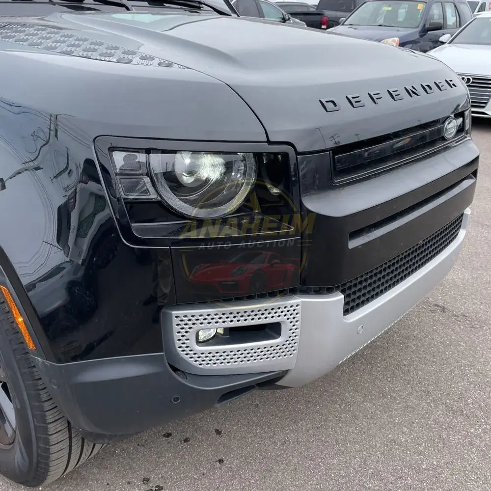 2024 Land Rover Defender 110 P300 S