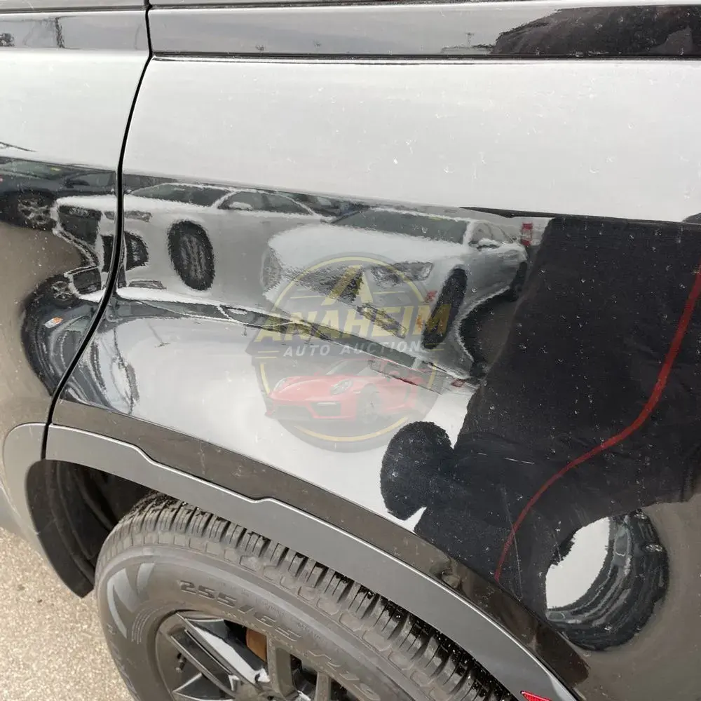 2024 Land Rover Defender 110 P300 S