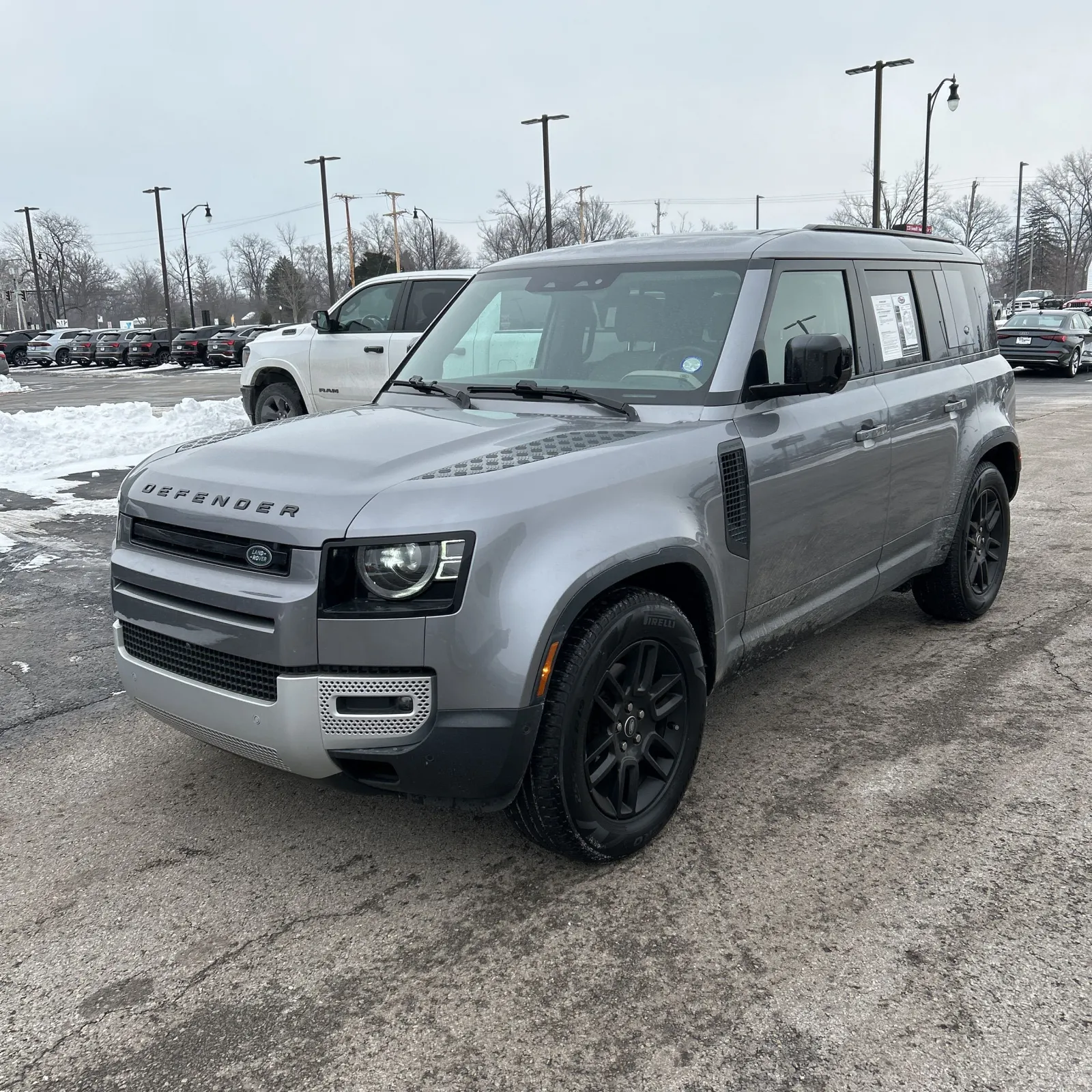 2024 Land Rover Defender 110 P300 S
